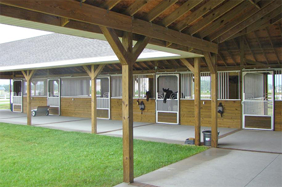 How to Choose Horse Stalls
