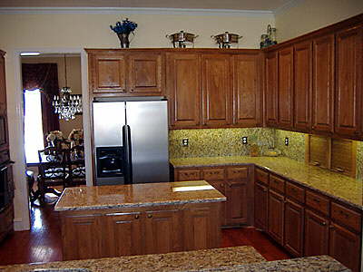 Kitchen and Lots of Counter Tops